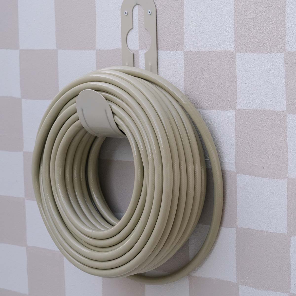 30 Meter Hose & Metal Hanger - Pistachio